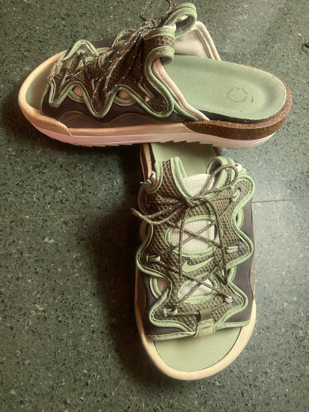 Nike Women’s Sz 6 Grey, Green and Brown Lace-Up Slide Mules